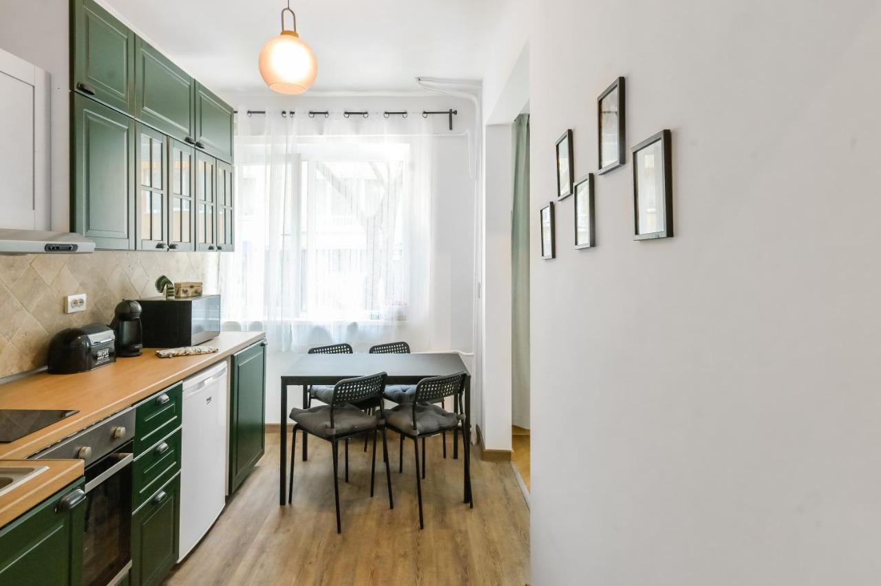Floral Studio Retreat In Sofia City Center By Flat Mаnager Dış mekan fotoğraf